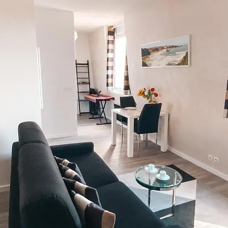 Апартаменты Zerua Studio Plage & Centre