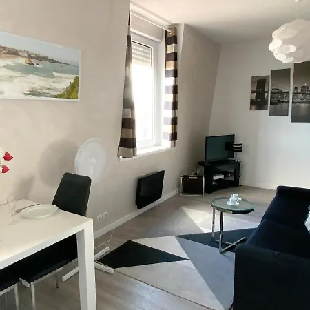 Zerua Studio Plage & Centre * Биарриц